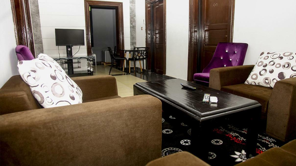 Hotel Kangaroo Buyumbura Exterior foto