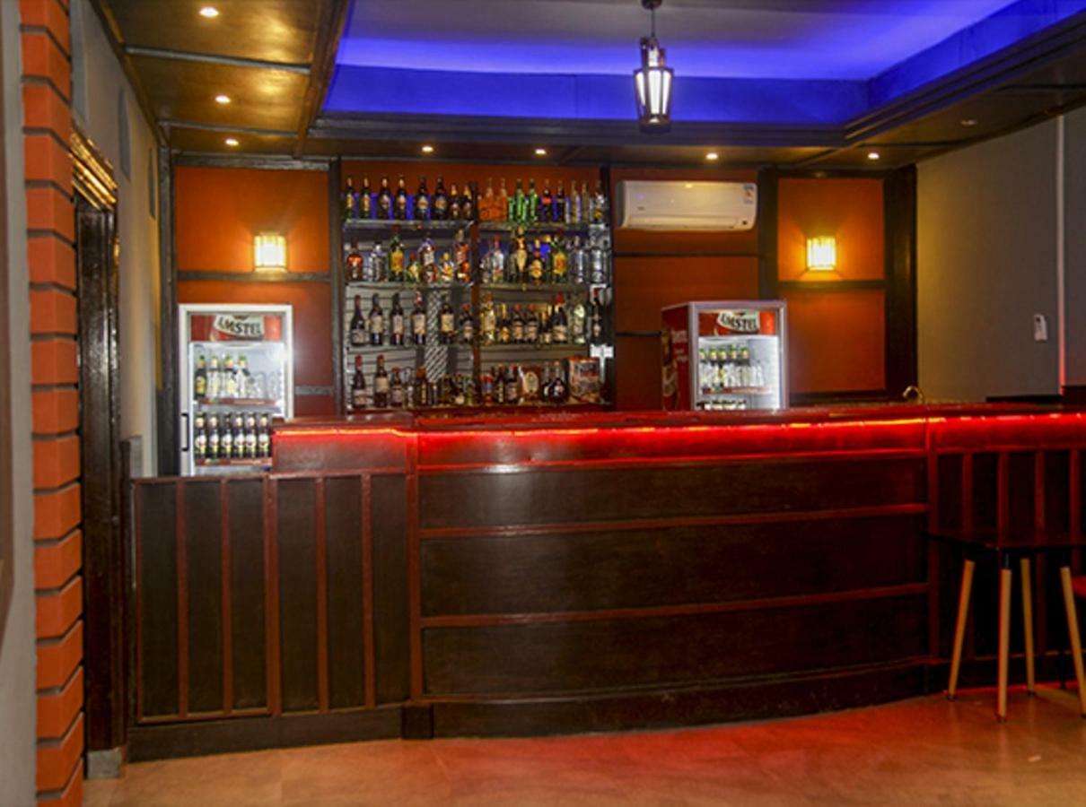 Hotel Kangaroo Buyumbura Exterior foto